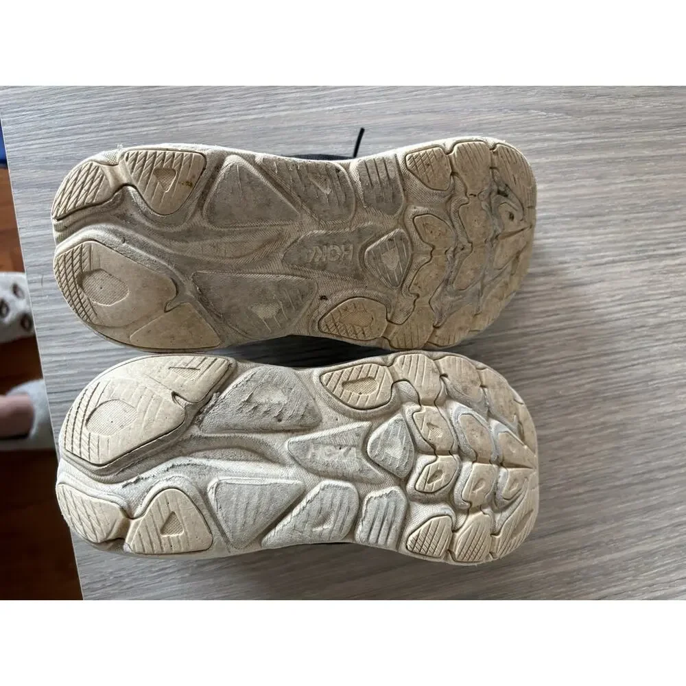 HOKA Clifton 10 Women’s Running Shoes Black Rose Gold Size 8.5B EU 40